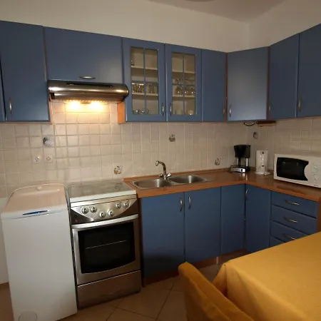 Apartment And Anka -barbat *